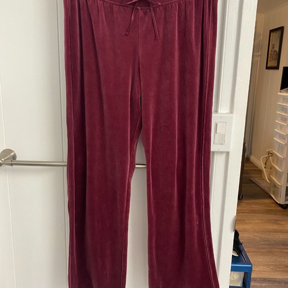 St Johns Bay Active Petite Sweatsuit Set Maroon Velour Comfy - Picture 3 of 5